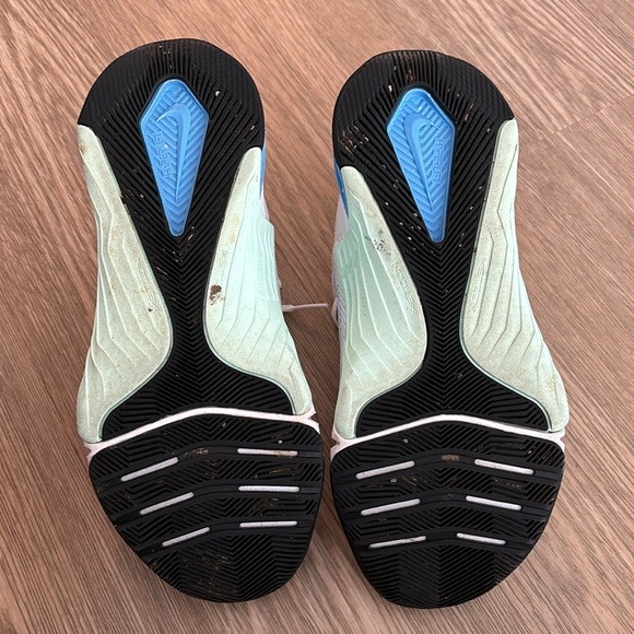 Nike Metcon Sneakers - Picture 6 of 6